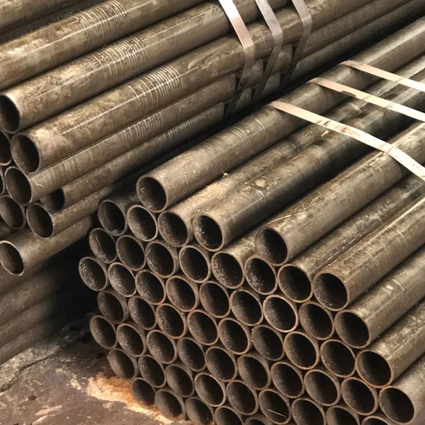 Carbon Steel Seamless Tube & Pipe A106 Gra&Grb A53 A519 A197 A210 St44 St52 1010 1045 Steel Tubing Round Rectangular Galvanized Pipe Mechanical Tubing